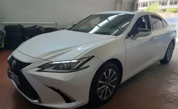 Lexus ES 2022 года за 21 000 000 тг. в Астана фото 1