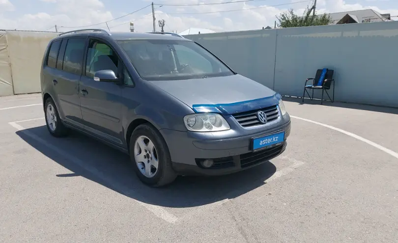Volkswagen Touran 2004 года за 4 500 000 тг. в Шымкент фото 2