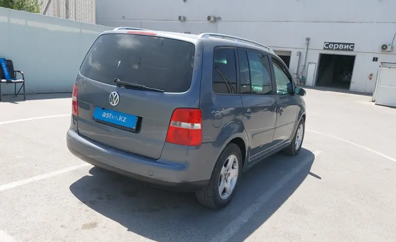 Volkswagen Touran 2004 года за 4 500 000 тг. в Шымкент фото 3