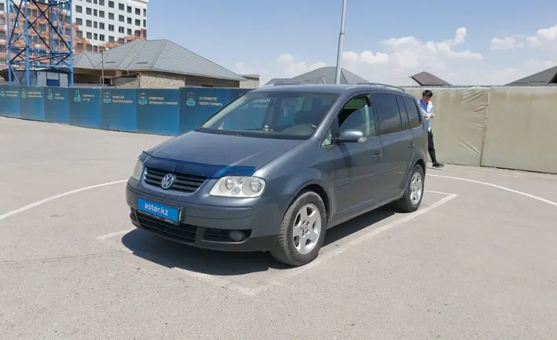 Volkswagen Touran 2004 года за 4 500 000 тг. в Шымкент