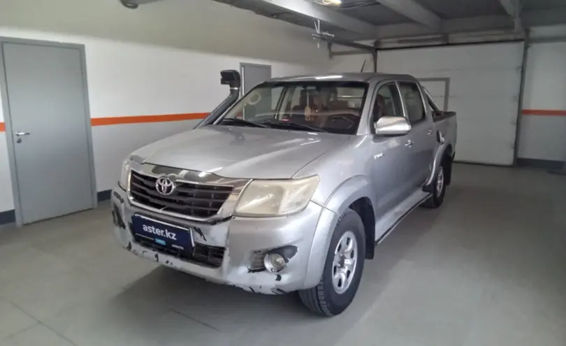 Toyota Hilux 2014 года за 8 500 000 тг. в Уральск