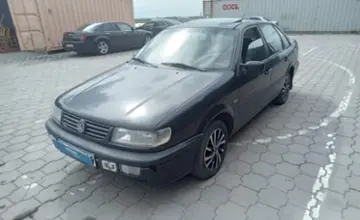 Volkswagen Passat 1995 года за 1 300 000 тг. в Караганда фото 1