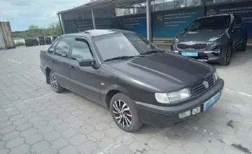 Volkswagen Passat 1995 года за 1 300 000 тг. в Караганда фото 3