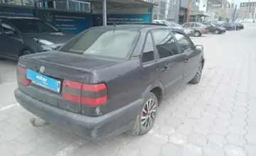 Volkswagen Passat 1995 года за 1 300 000 тг. в Караганда