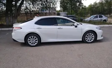Toyota Camry 2019 года за 13 500 000 тг. в Актобе фото 4