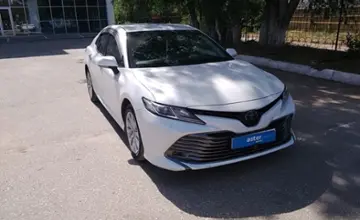 Toyota Camry 2019 года за 13 500 000 тг. в Актобе фото 3