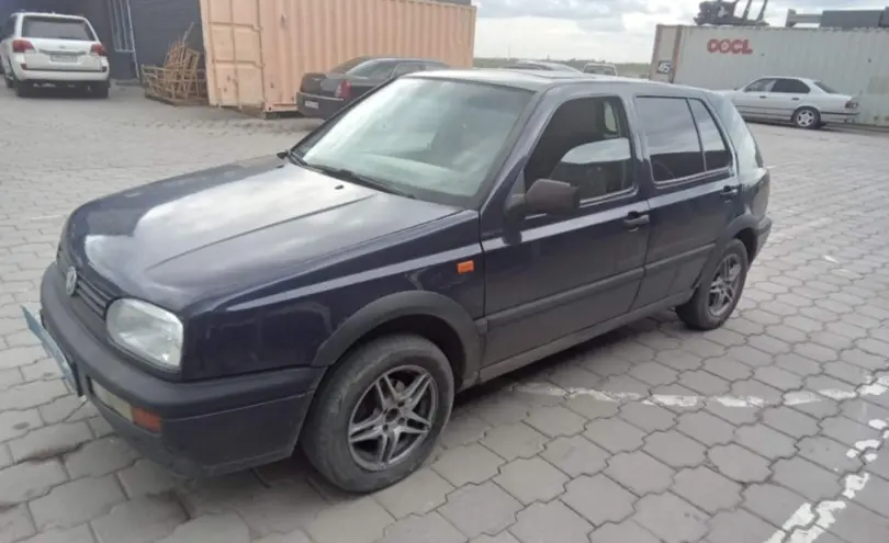 Volkswagen Golf 1994 года за 1 600 000 тг. в Караганда