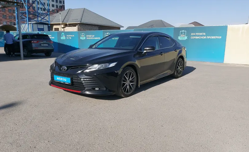 Toyota Camry 2021 года за 14 000 000 тг. в Шымкент