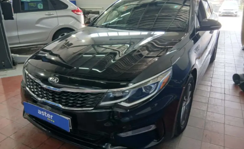 Kia Optima 2019 года за 9 000 000 тг. в Астана