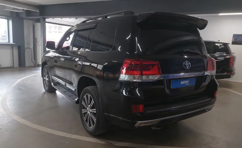 Toyota Land Cruiser 2007 года за 18 500 000 тг. в Астана фото 4