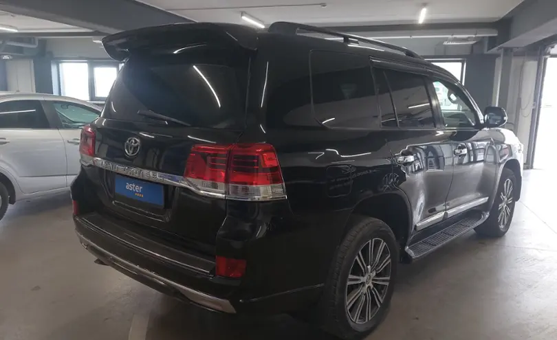 Toyota Land Cruiser 2007 года за 18 500 000 тг. в Астана фото 3