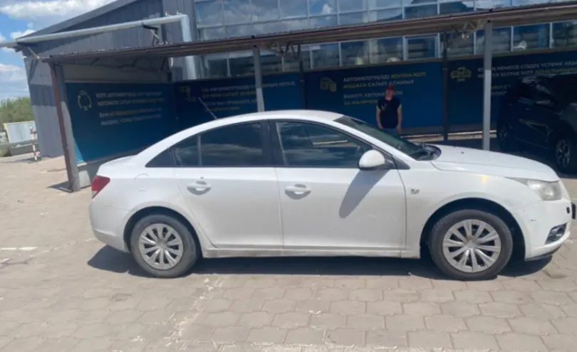 Chevrolet Cruze 2011 года за 3 000 000 тг. в Караганда фото 4