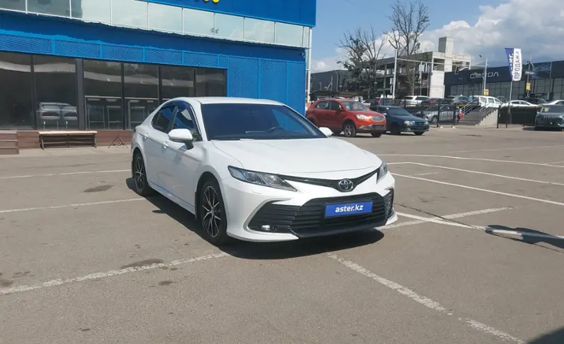 Toyota Camry 2021 года за 15 000 000 тг. в Алматы фото 2