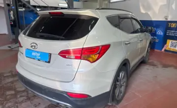 Hyundai Santa Fe 2013 года за 7 800 000 тг. в Астана