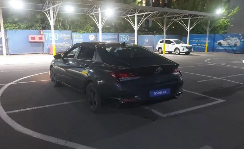 Hyundai Elantra 2022 года за 9 000 000 тг. в Алматы фото 4