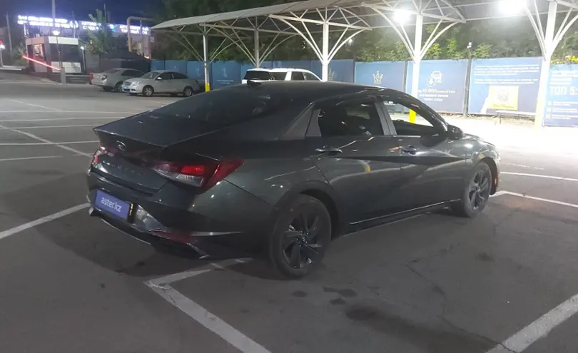 Hyundai Elantra 2022 года за 9 000 000 тг. в Алматы фото 3