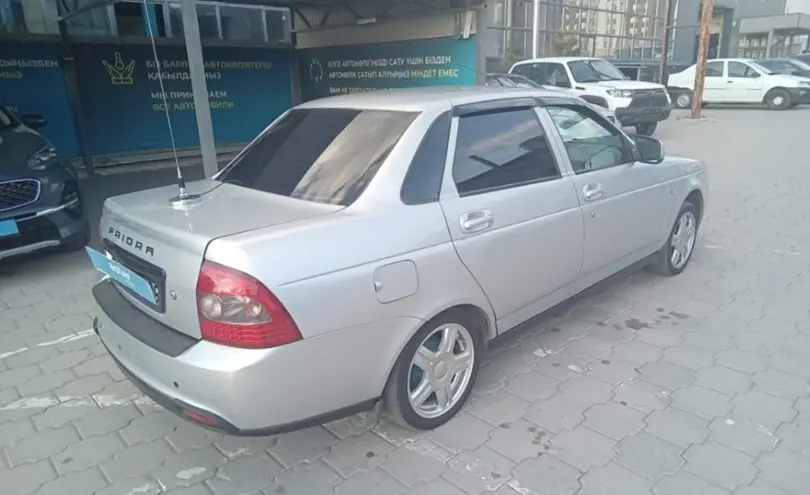 LADA (ВАЗ) Priora 2014 года за 3 000 000 тг. в Караганда фото 5