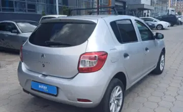 Renault Sandero 2015 года за 2 700 000 тг. в Караганда