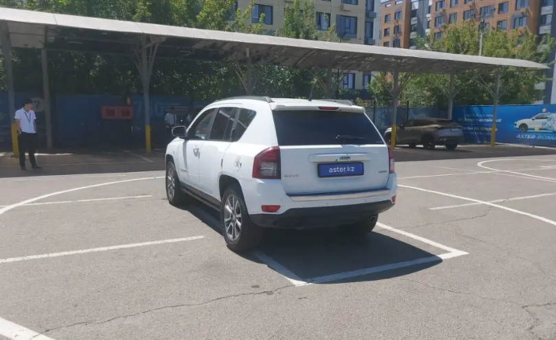 Jeep Compass 2016 года за 8 000 000 тг. в Алматы фото 4