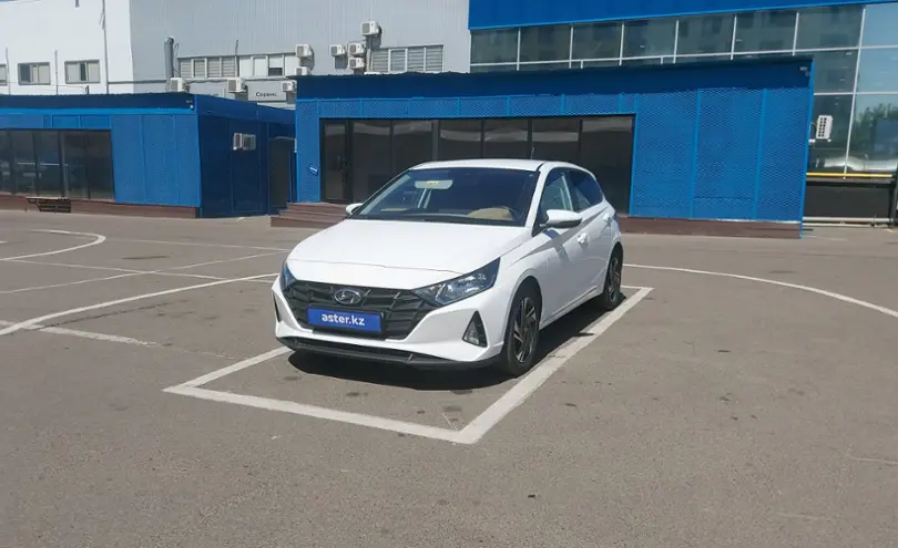 Hyundai i20 2023 года за 8 200 000 тг. в Алматы
