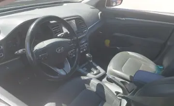 Hyundai Elantra 2019 года за 9 000 000 тг. в Алматы фото 5