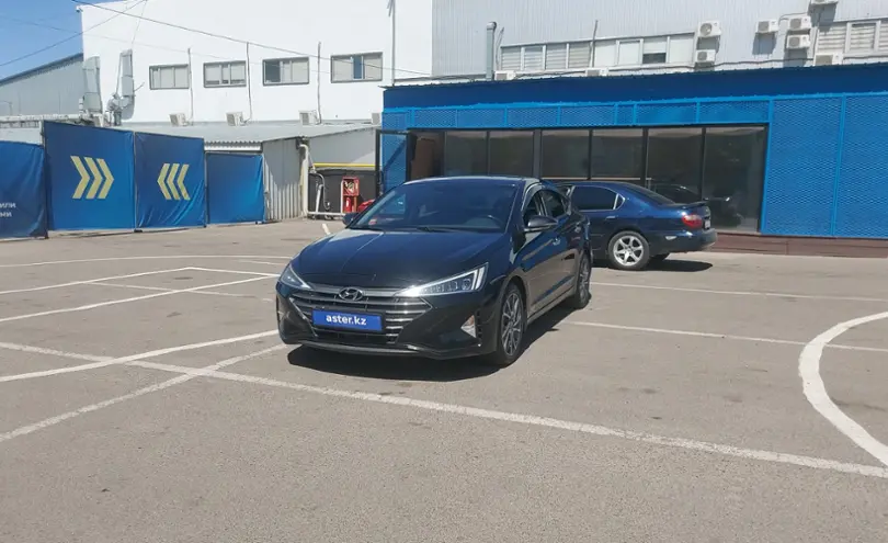 Hyundai Elantra 2019 года за 9 000 000 тг. в Алматы