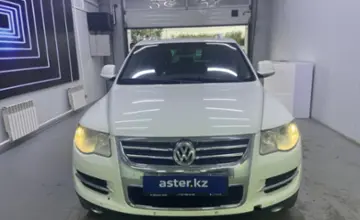Volkswagen Touareg 2008 года за 7 600 000 тг. в Павлодар фото 2