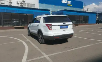 Ford Explorer 2013 года за 10 000 000 тг. в Алматы фото 4