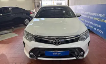 Toyota Camry 2015 года за 10 000 000 тг. в Астана фото 2