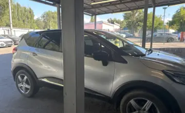 Renault Kaptur 2021 года за 7 000 000 тг. в Алматы фото 4