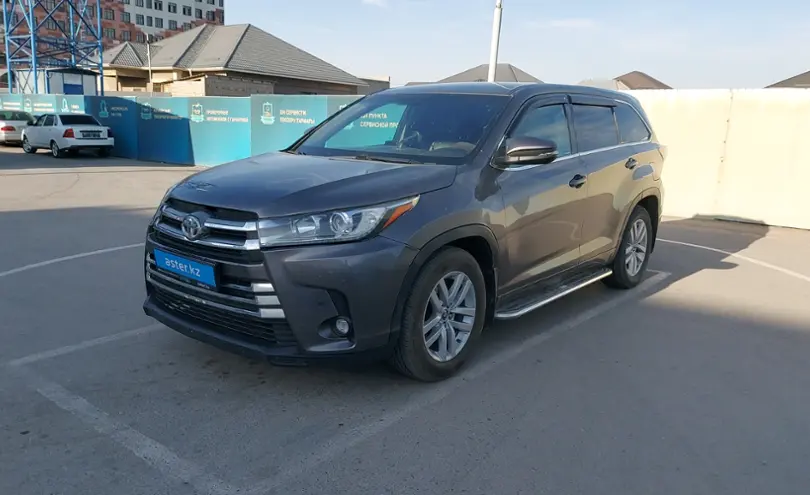 Toyota Highlander 2016 года за 15 000 000 тг. в Шымкент