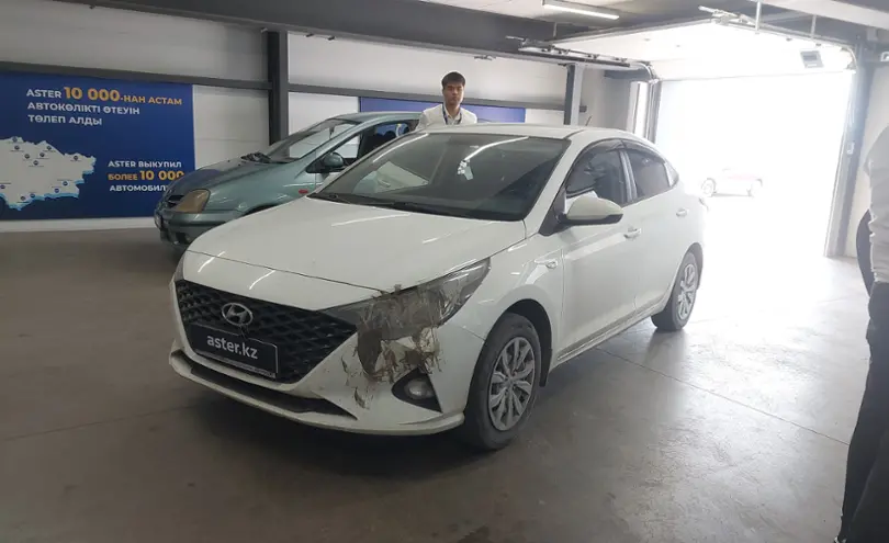 Hyundai Accent 2020 года за 6 000 000 тг. в Астана