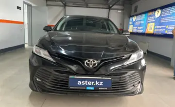 Toyota Camry 2019 года за 11 000 000 тг. в Уральск фото 2