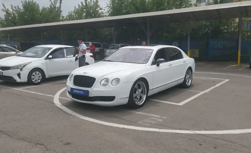 Bentley Continental Flying Spur 2006 года за 16 000 000 тг. в Алматы