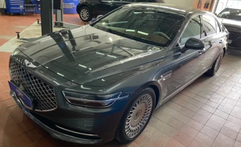 Genesis G90 2019 года за 20 000 000 тг. в Астана