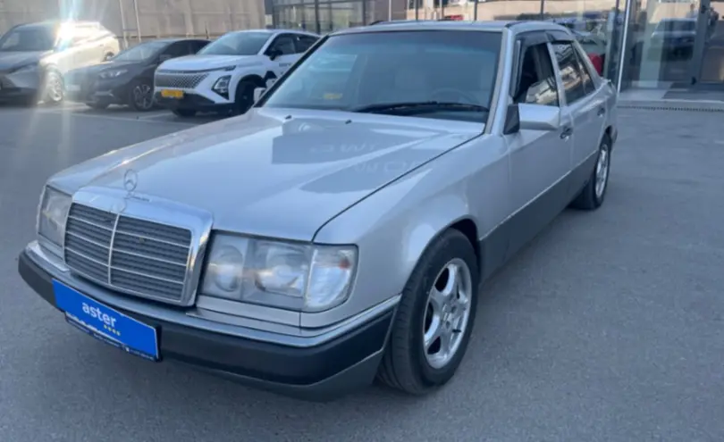 Mercedes-Benz W124 1993 года за 3 000 000 тг. в Шымкент