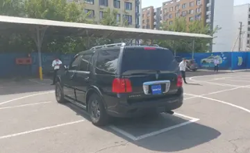 Lincoln Navigator 2005 года за 8 000 000 тг. в Алматы фото 4