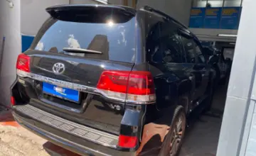 Toyota Land Cruiser 2016 года за 34 000 000 тг. в Астана