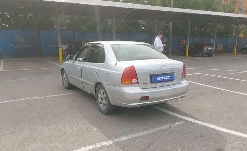 Hyundai Accent 2004 года за 2 000 000 тг. в Алматы фото 4