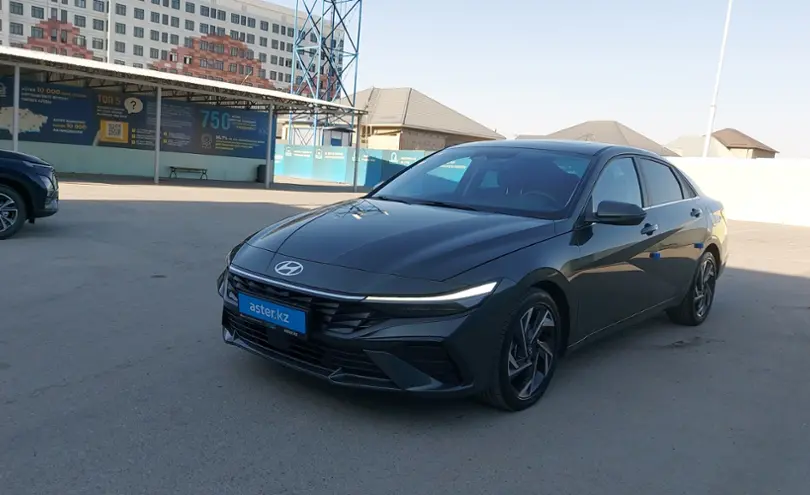 Hyundai Elantra 2023 года за 9 700 000 тг. в Шымкент