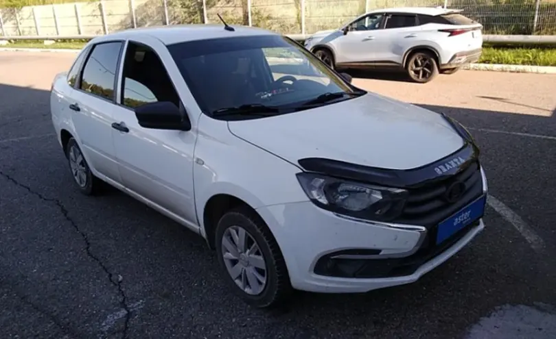 LADA (ВАЗ) Granta 2020 года за 4 000 000 тг. в Усть-Каменогорск фото 3