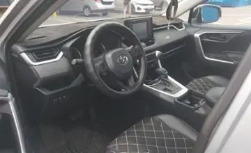 Toyota RAV4 2019 года за 11 000 000 тг. в Алматы фото 5
