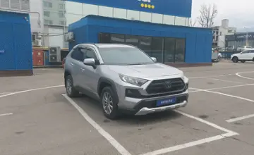 Toyota RAV4 2019 года за 11 000 000 тг. в Алматы фото 2