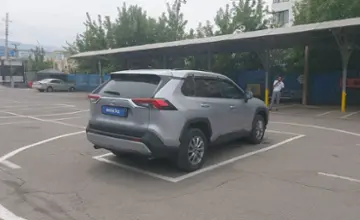 Toyota RAV4 2019 года за 11 000 000 тг. в Алматы фото 3