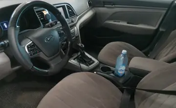 Hyundai Elantra 2018 года за 7 500 000 тг. в Астана фото 5
