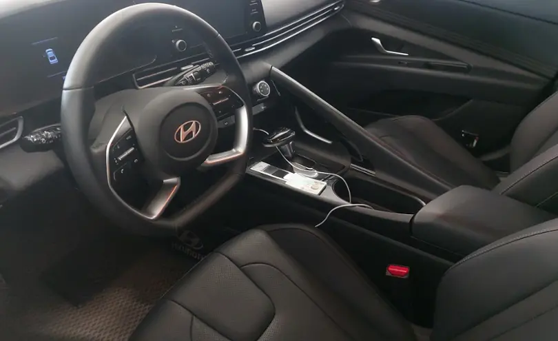 Hyundai Elantra 2023 года за 8 400 000 тг. в Астана фото 5