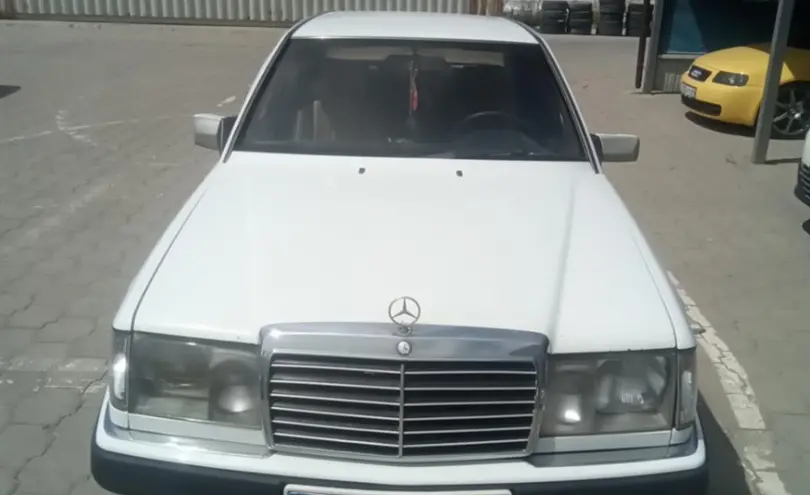 Mercedes-Benz E-Класс 1992 года за 1 800 000 тг. в Караганда фото 2