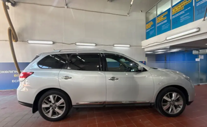 Nissan Pathfinder 2014 года за 10 500 000 тг. в Астана фото 4
