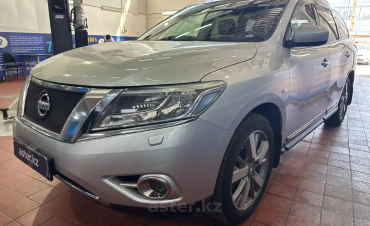 Nissan Pathfinder 2014 года за 10 500 000 тг. в Астана