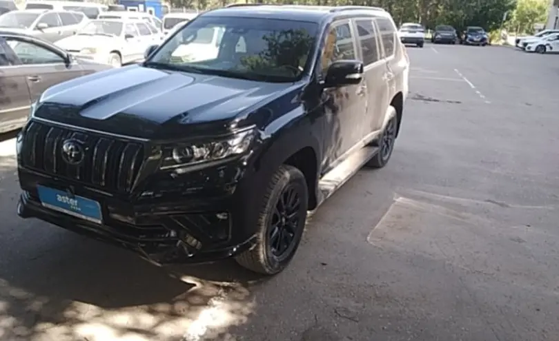 Toyota Land Cruiser Prado 2022 года за 36 000 000 тг. в Актобе
